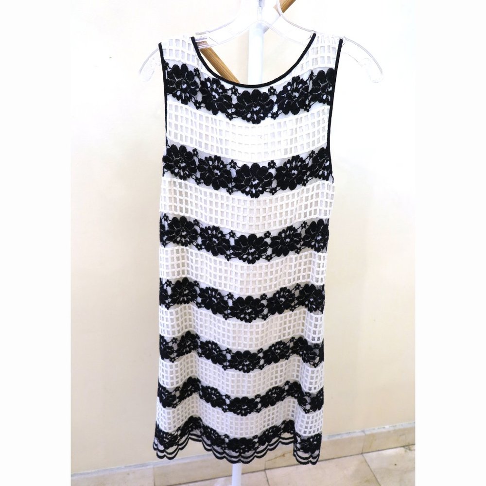 Max Studio Black and White Stripe Floral Sleeveles